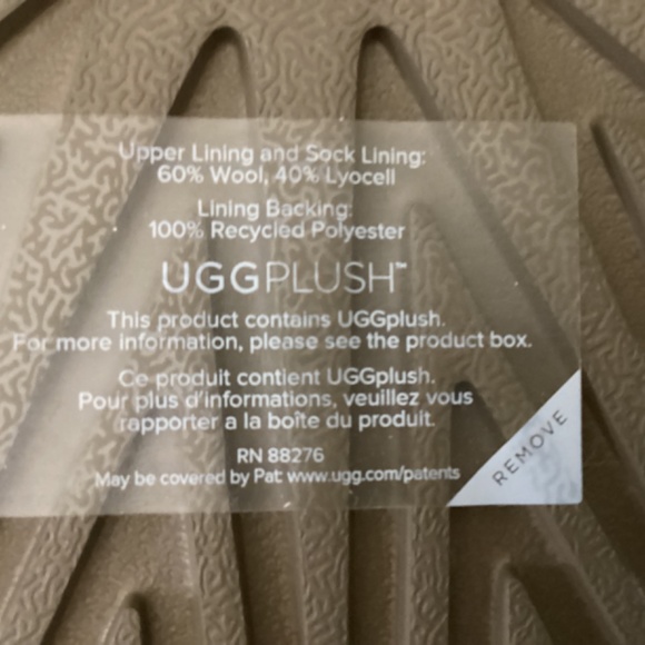 UGG® Women's Funkarra Zip Cuffed Cold-Weather Booties, size 9 - Picture 13 of 13